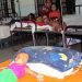 ডেঙ্গু: স্ত্রীকে দাফন করে হাসপাতালে মেয়ের পাশে বাবা