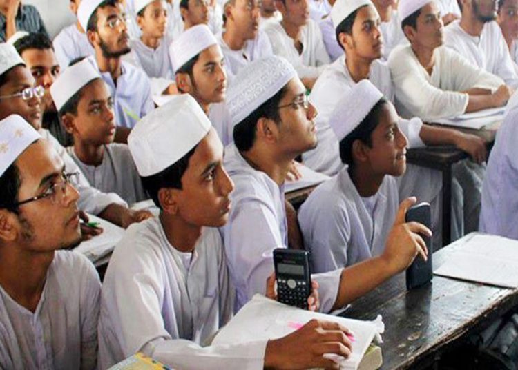 সাধারণ শিক্ষা ব্যবস্থা ও মাদ্রাসা শিক্ষা ব্যবস্থা