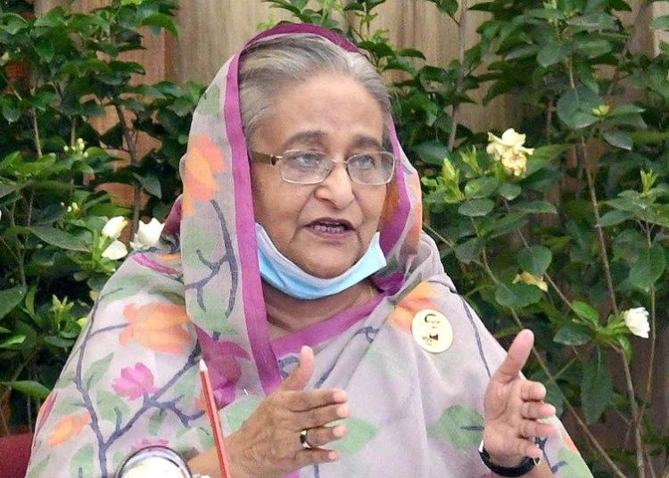 স্থলবন্দর দিয়ে ঢুকলেই কোয়ারেন্টিনে: প্রধানমন্ত্রী
