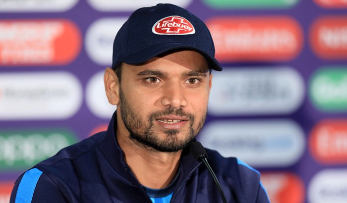 বাংলাদেশের সফলতম ওয়ানডে অধিনায়ক মাশরাফি করোনায় আক্রান্ত