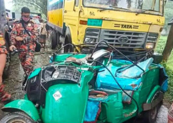 হবিগঞ্জে কাভার্ডভ্যানের চাপায় অটোরিকশার ৬ যাত্রী নিহত