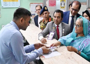 ফজিলাতুন নেছা হাসপাতালে স্বাস্থ্য পরীক্ষা করেছেন প্রধানমন্ত্রী