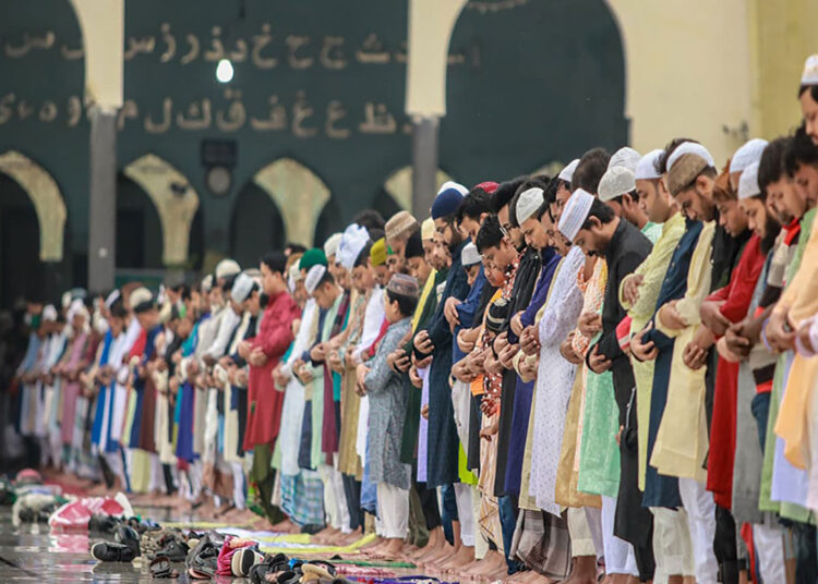 আজ পবিত্র ঈদ-উল-আযহা