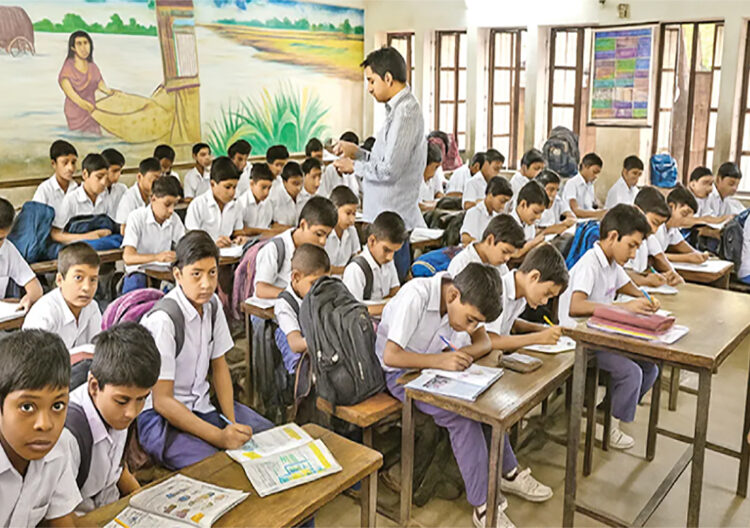 শিক্ষা ভাবনা ●মাধ্যমিক বিদ্যালয়গুলোতে খ্রিষ্টিয়ান ধর্ম শিক্ষক প্রসঙ্গে ○ মিথুশিলাক মুরমু