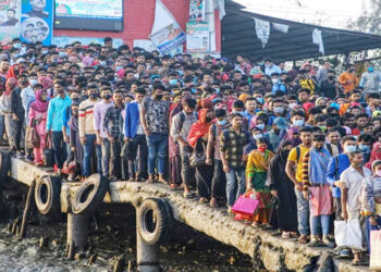 মুক্তকথা ► নিজের জায়গায় নতুন আইনে নিজেই অবৈধ ◄ ডা. অলোক মজুমদার